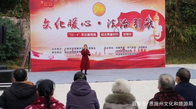 杨笠疑遭人身威胁，脱口秀这么多人，为什么会是她呢？